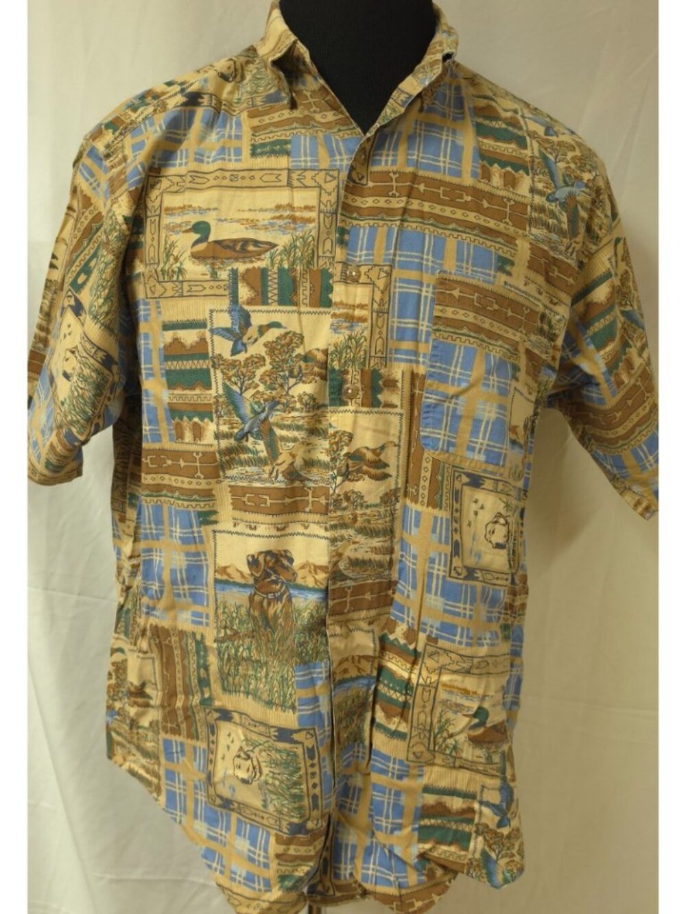 Ducks Unlimited Mens M Tan Blue Cotton Wildlife Hunting Dog Mallard Print Shirt